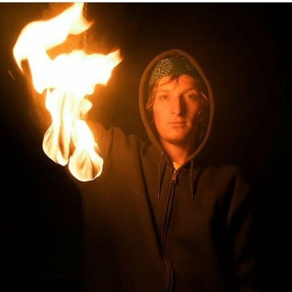 Meet your Posher, Tyler - Picture 1 of 1